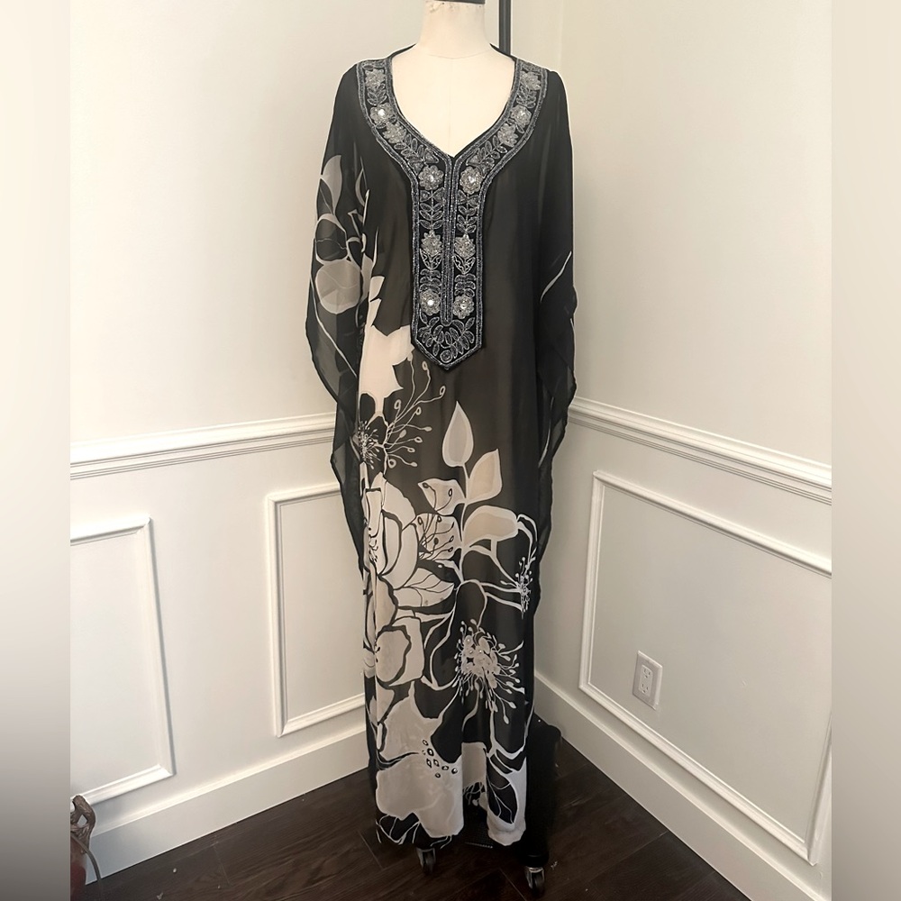 Vintage Black and White Floral bejewelled Kaftan